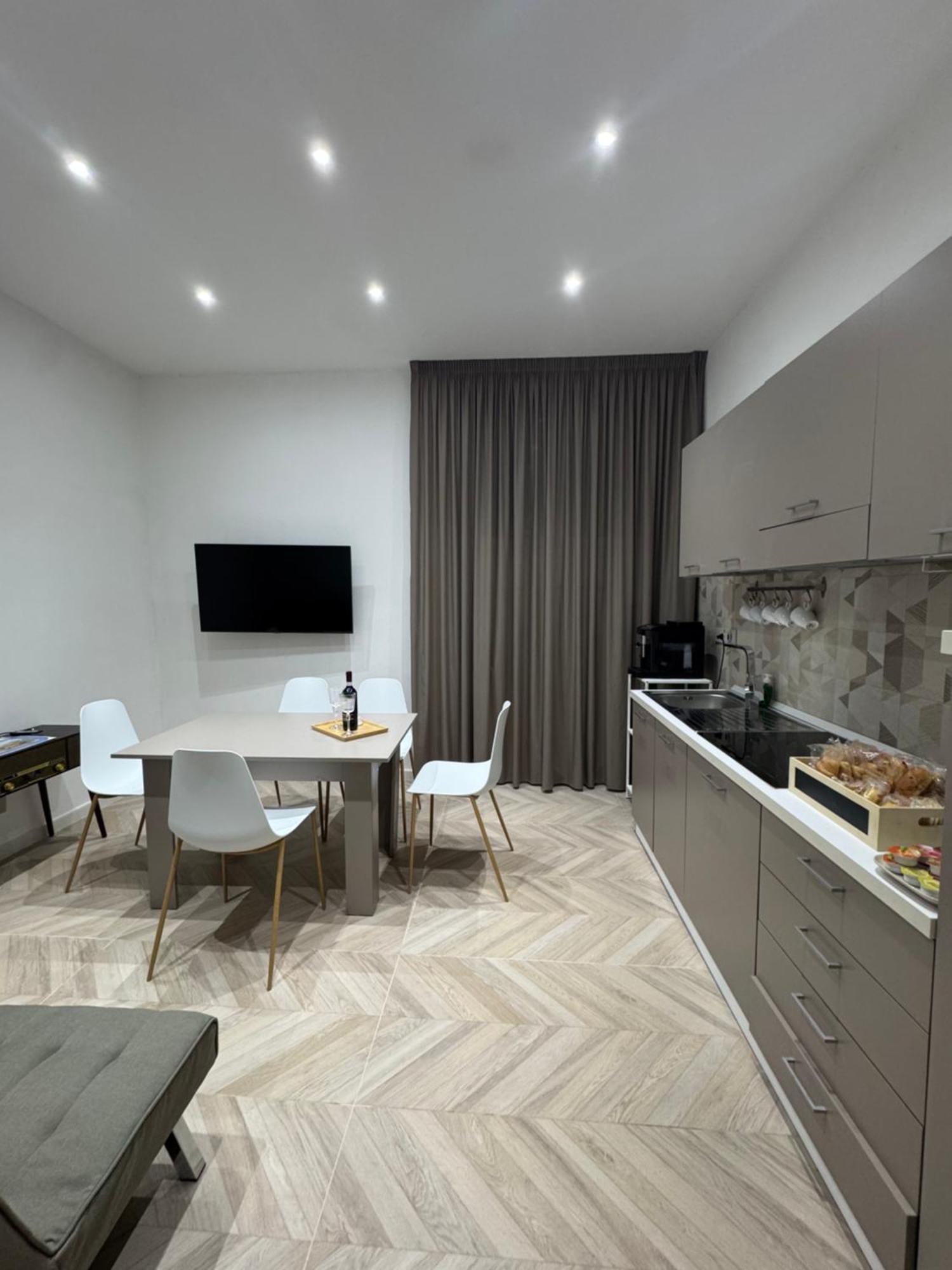 Napolion - Luxury Apartment エクステリア 写真
